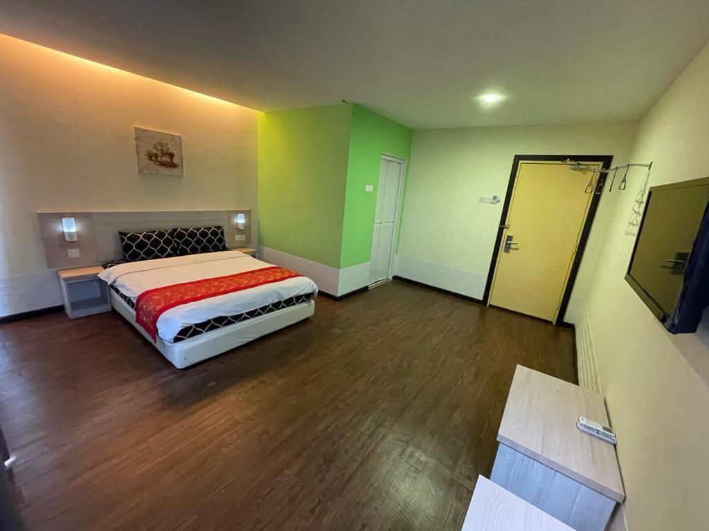 N&L Hotel กัวลาตรังกานู ภายนอก รูปภาพ