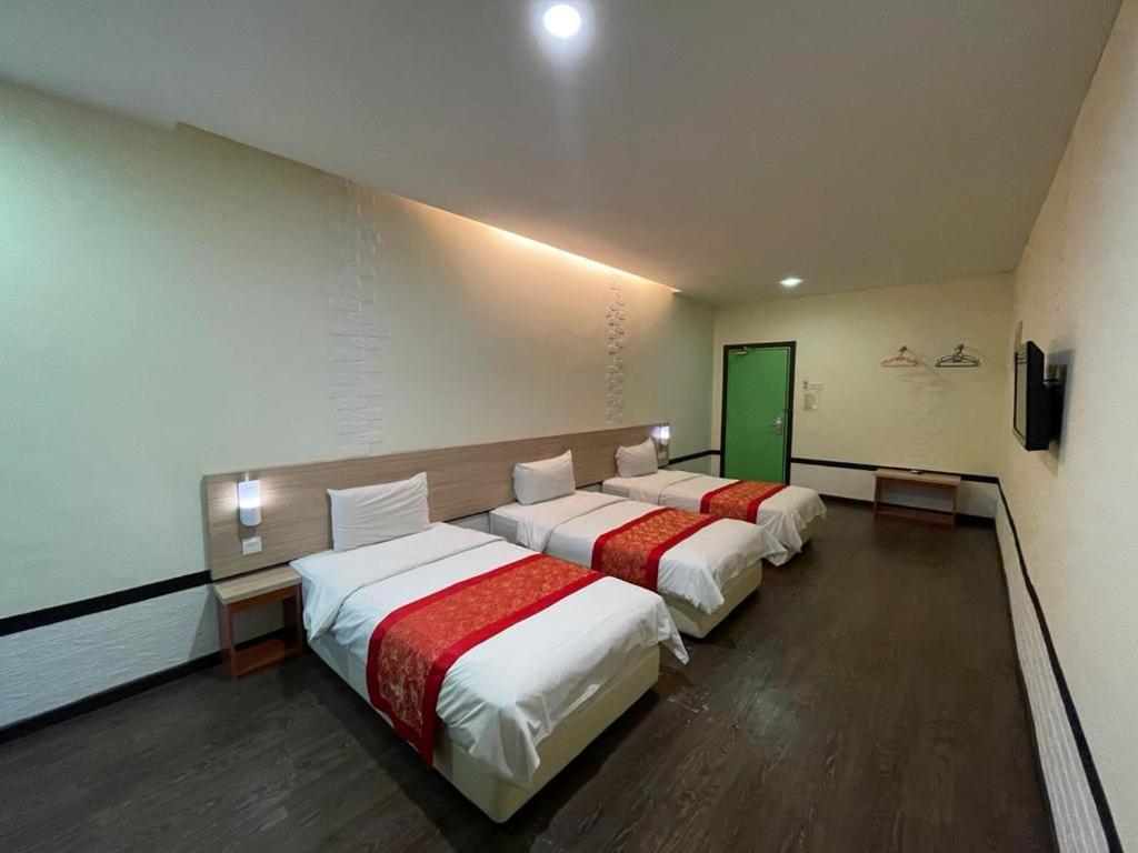 N&L Hotel กัวลาตรังกานู ภายนอก รูปภาพ