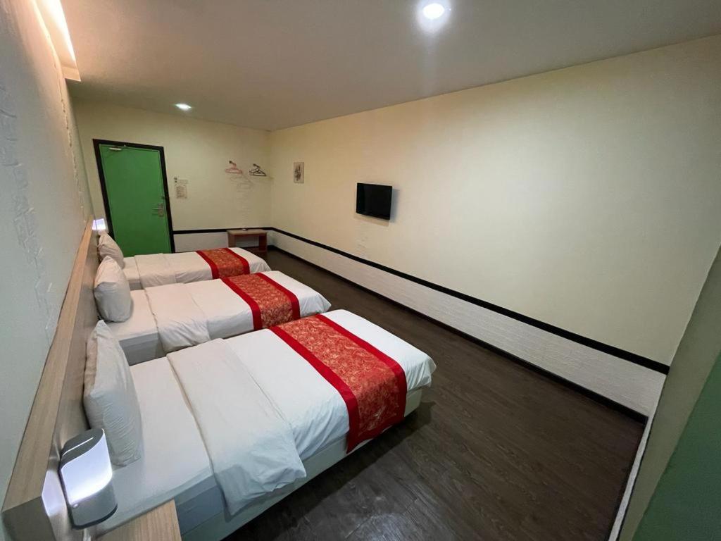 N&L Hotel กัวลาตรังกานู ภายนอก รูปภาพ