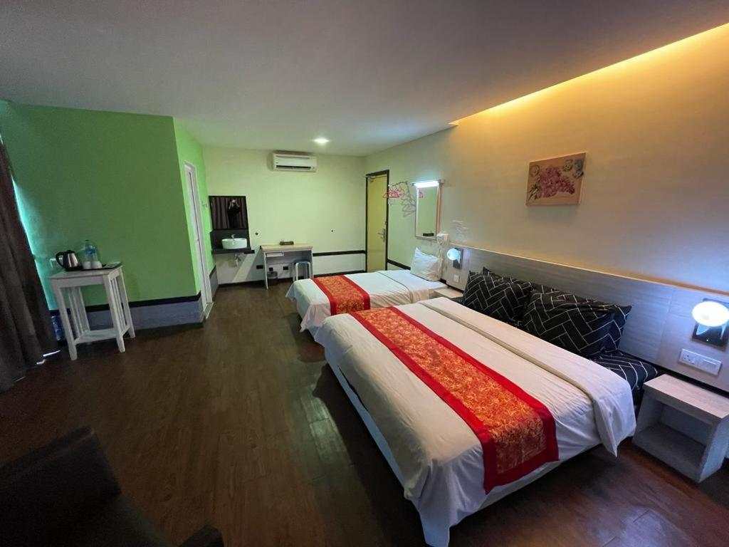 N&L Hotel กัวลาตรังกานู ภายนอก รูปภาพ