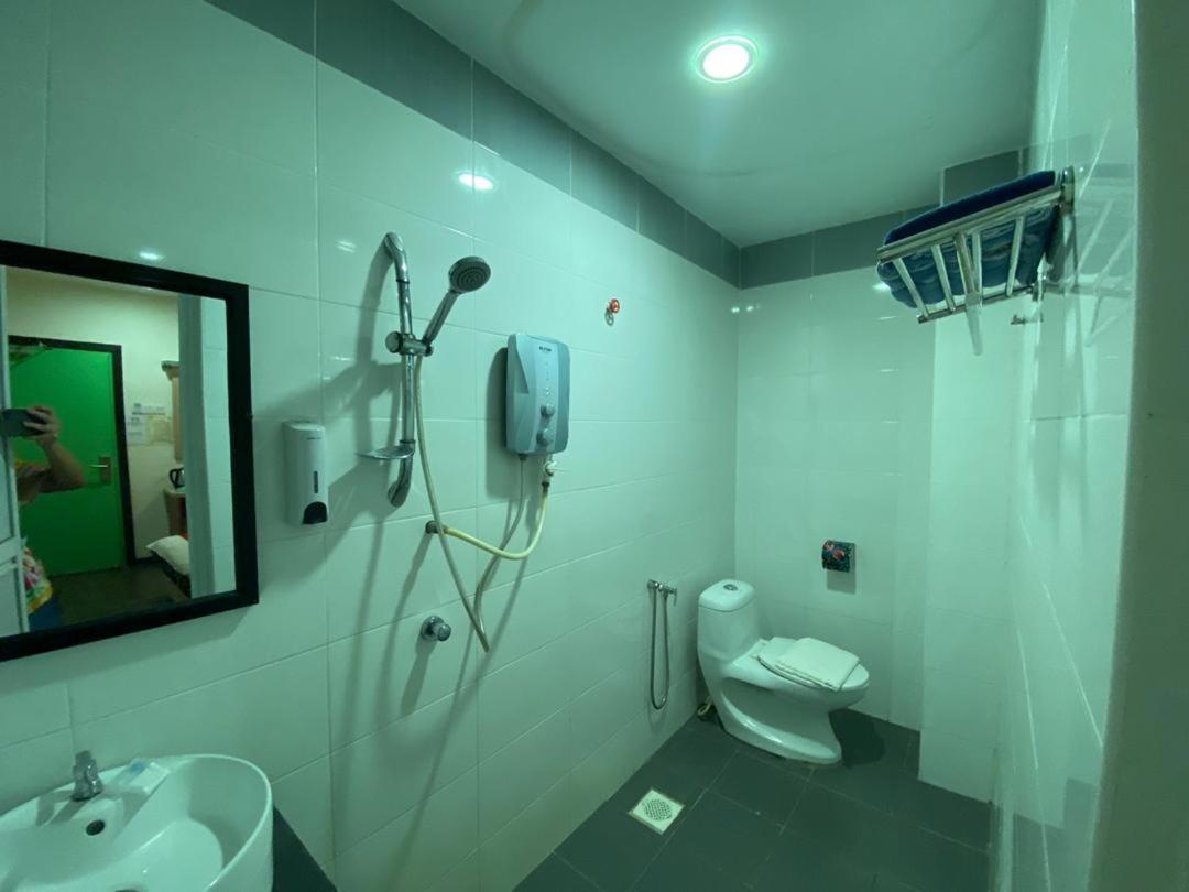N&L Hotel กัวลาตรังกานู ภายนอก รูปภาพ